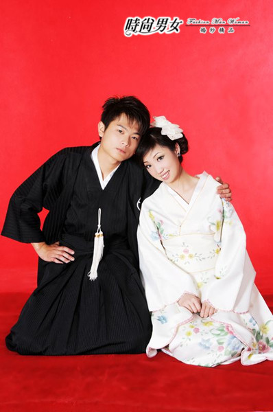 高雄时尚男女的和服婚纱照的感觉也很别唷 有没有一种日本武士和日本